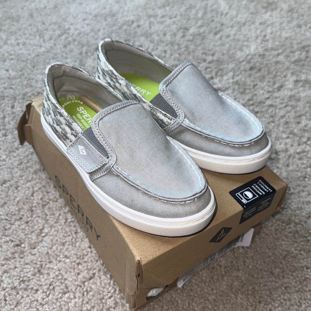 COPY - Sperry slip on shoes size 11 toddler *NWT*